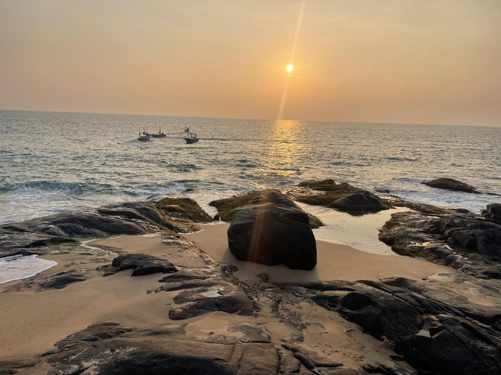 Blue Maalu Resort Ambalangoda  Ngoại thất bức ảnh