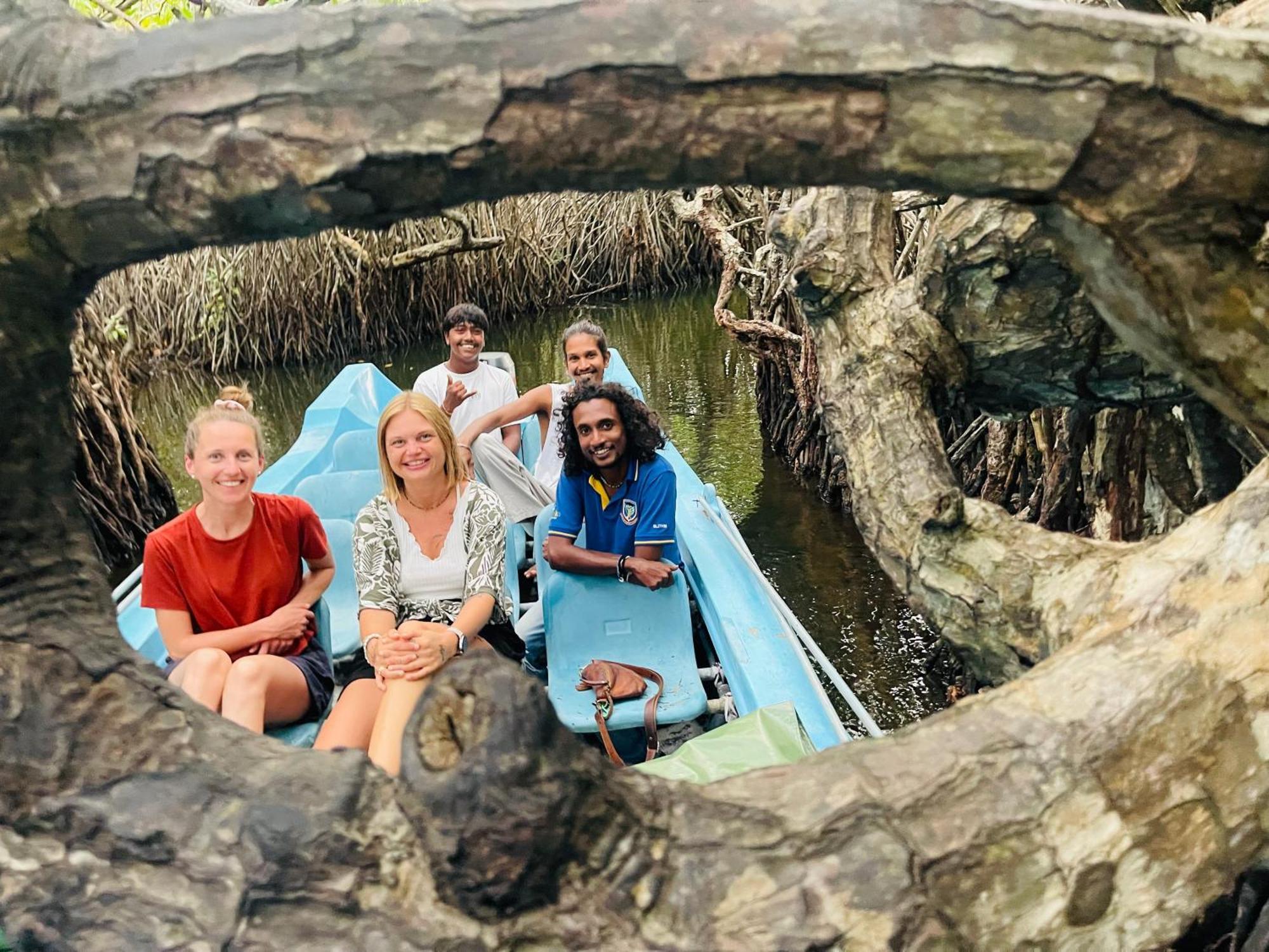 Blue Maalu Resort Ambalangoda  Ngoại thất bức ảnh